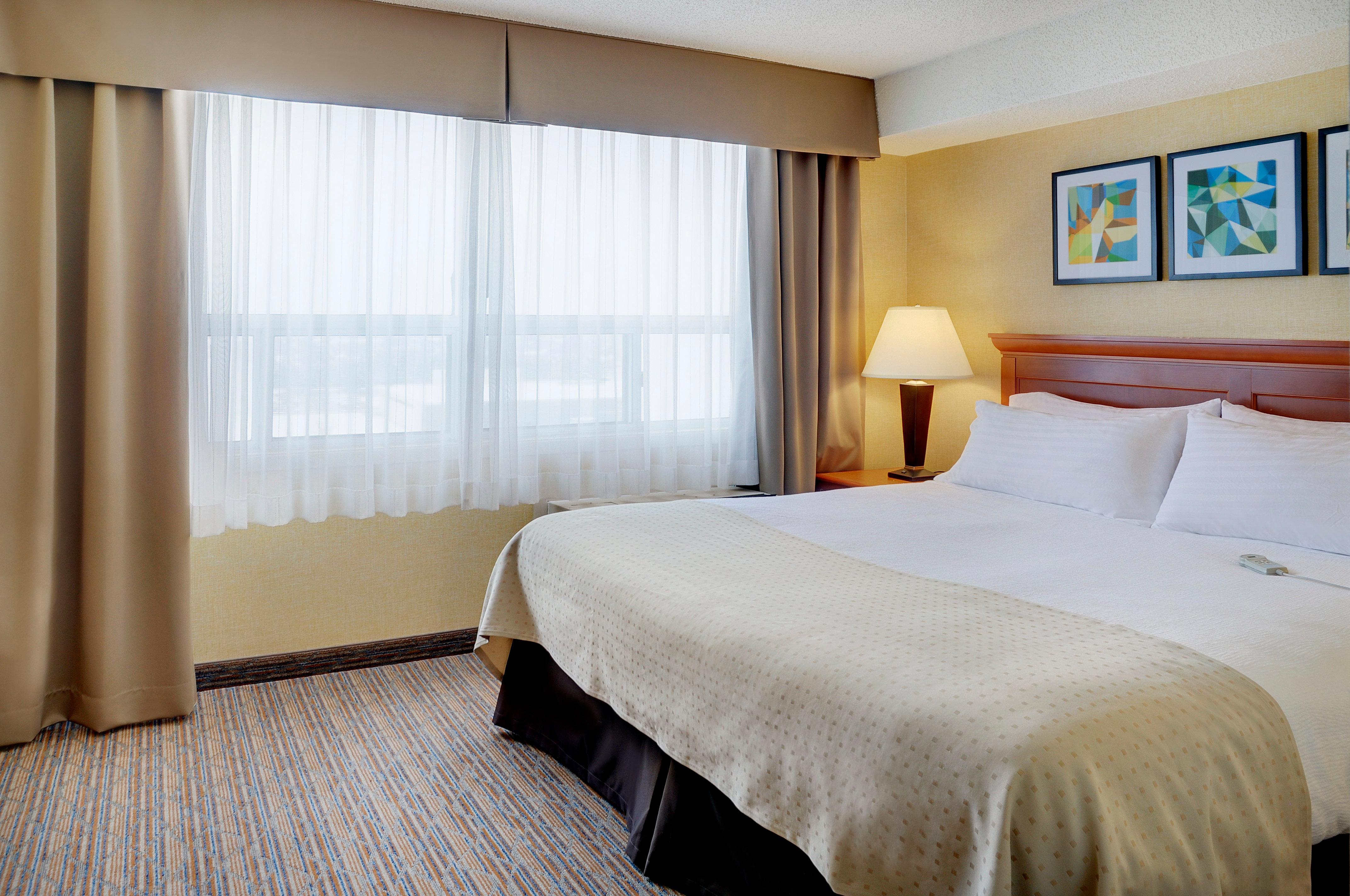 Holiday Inn Hotel & Suites London By Ihg Экстерьер фото