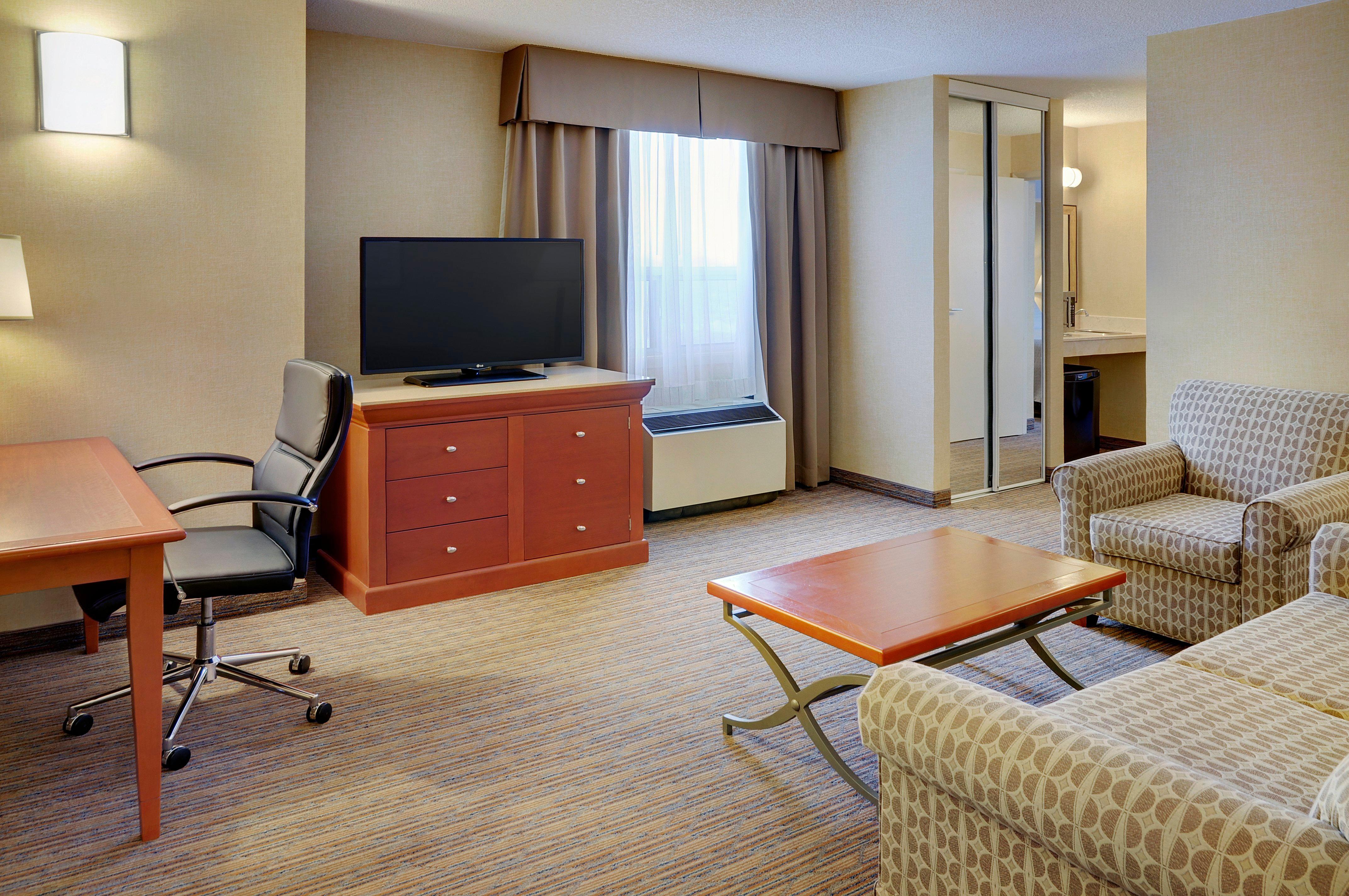 Holiday Inn Hotel & Suites London By Ihg Экстерьер фото