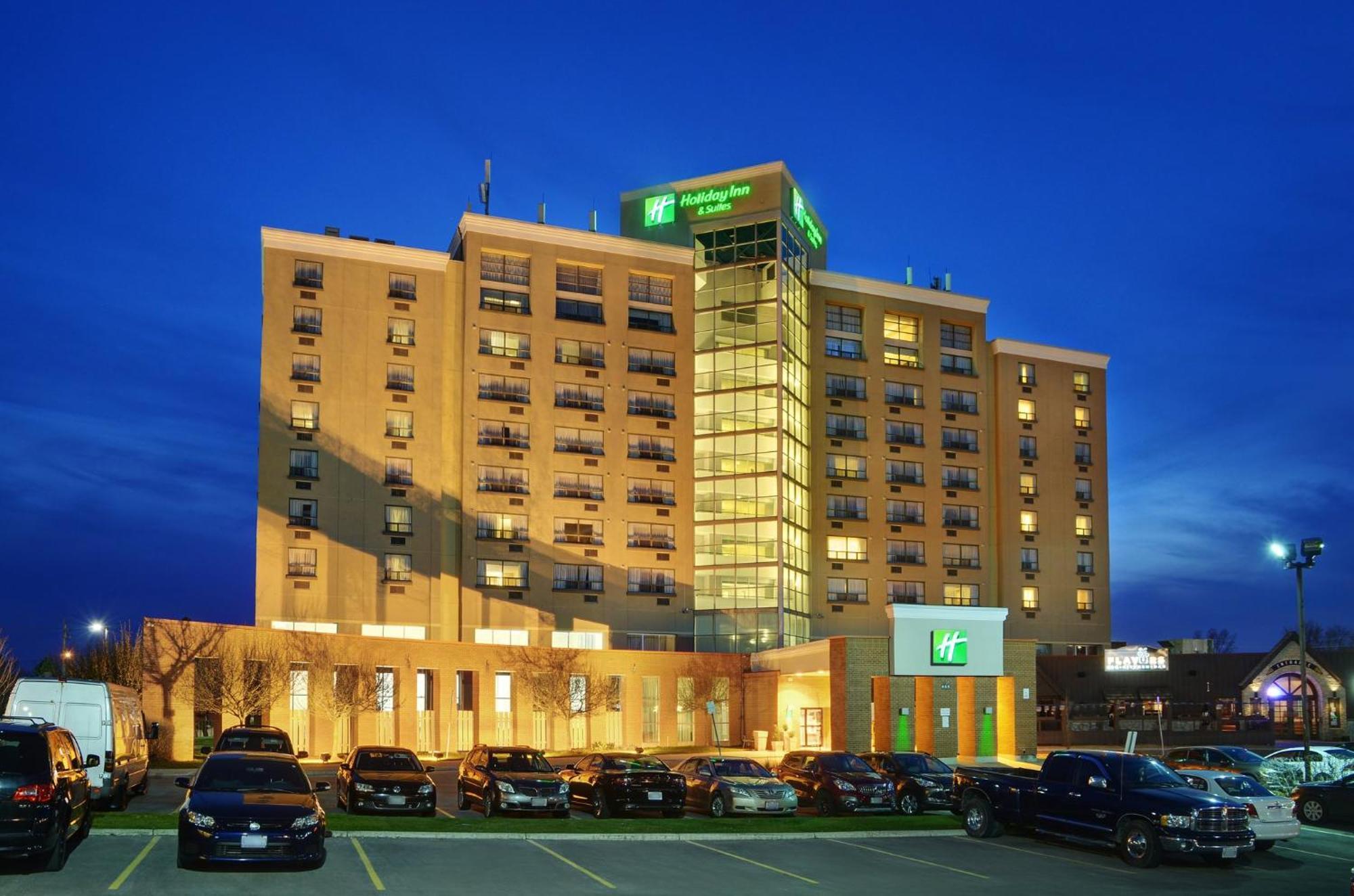Holiday Inn Hotel & Suites London By Ihg Экстерьер фото
