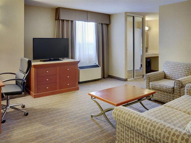 Holiday Inn Hotel & Suites London By Ihg Экстерьер фото