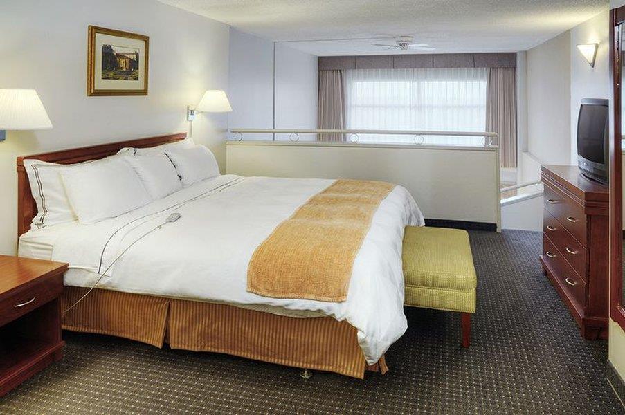 Holiday Inn Hotel & Suites London By Ihg Номер фото